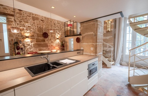 Saint-Gervais Apartment | Amazing Duplex for 6 in Le Marais, 2 bathrooms, 2 BR, stone walls OLD