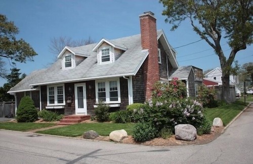 Falmouth Heights House | Amazing Falmouth Heights House Just Steps Away from Beach