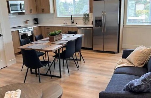 Lincoln Apartment | Amazing Family-Friendly Cozy Suite - Vancouver Downtown