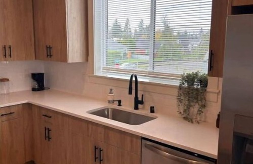 Lincoln Apartment | Amazing Family-Friendly Cozy Suite - Vancouver Downtown