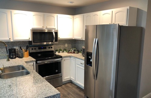 Thornton Park Apartment | Amazing Five-Star Luxury Thornton Park two Bedroom Apt - close to Kia Center.