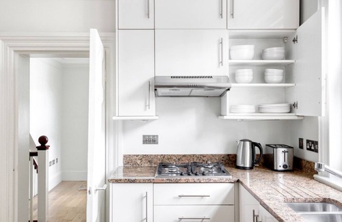 Temple Apartment | Amazing Holborn 2BR w/ Private Terrace, nr Chancery Lane, by Blueground