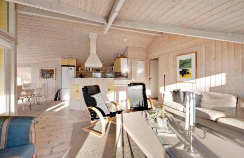 Skødshoved Strand House | Amazing Holiday Home In Beautiful Surroundings