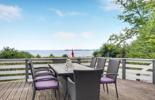 Rendbjerg House | Amazing home in Broager with kitchen