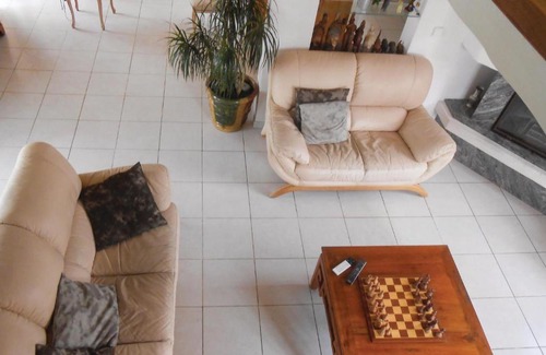 Creissan House | Amazing home in Creissan with 3 Bedrooms, WiFi and Outdoor swimming pool