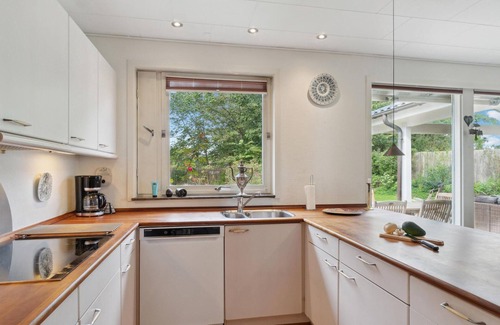 Dronningmolle House | Amazing home in Dronningmølle