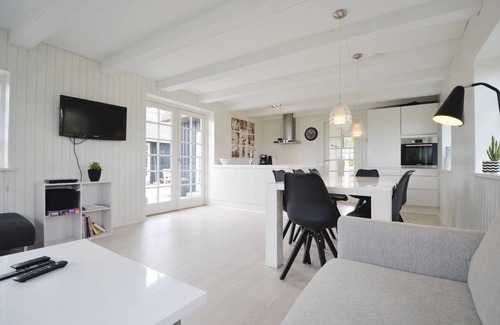 Handrup Strand House | Amazing home in Ebeltoft with kitchen