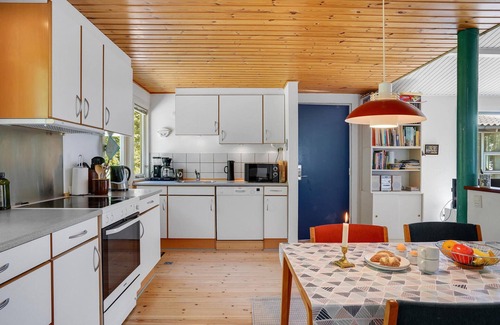 Egsmark Strand House | Amazing home in Ebeltoft with WiFi