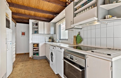 Handrup Strand House | Amazing home in Ebeltoft with WiFi