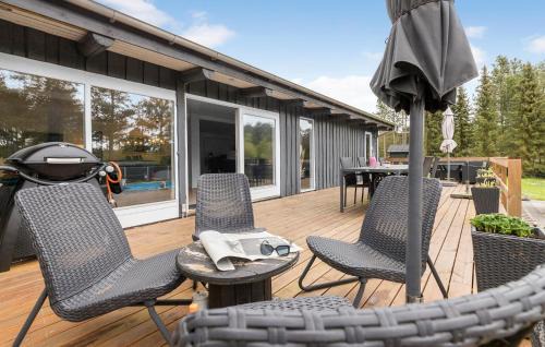 Fuglslev House | Amazing Home In Ebeltoft With Wifi
