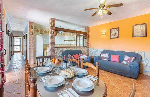 El Gastor House | Amazing home in El Gastor