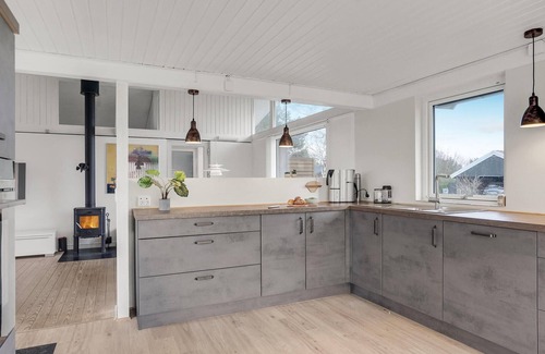 Nordstrand House | Amazing home in Frederikshavn with WiFi