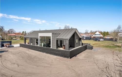 Oster Hurup House | Amazing Home In Hadsund With Wifi