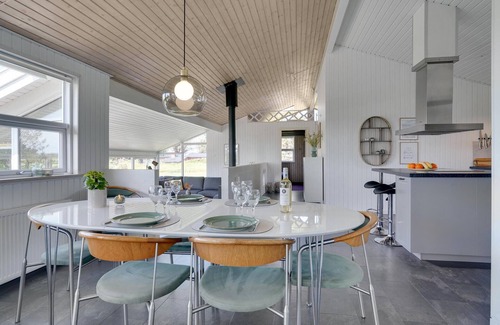 Lonstrup House | Amazing home in Hjørring with sauna