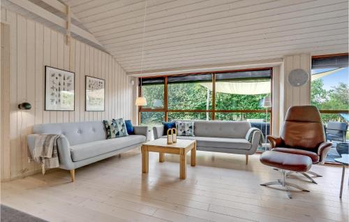 Hovborg House | Amazing Home In Hovborg With Wifi