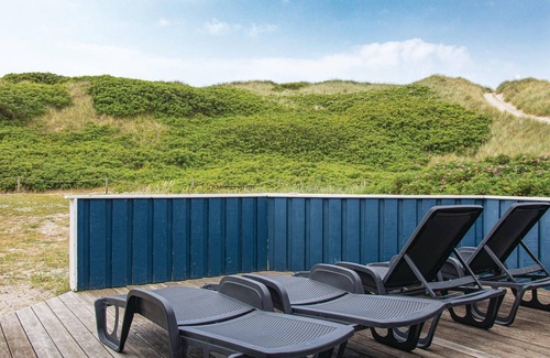 Bjerregard Strand House | Amazing home in Hvide Sande with sauna