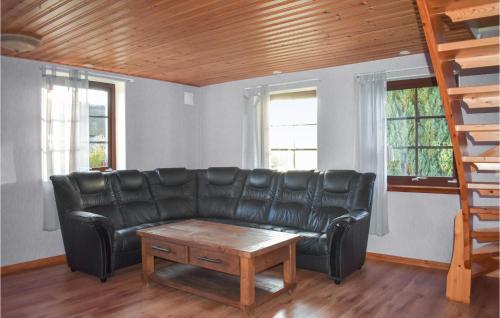 Klagstorp House | Amazing Home In Klagstorp With Wifi