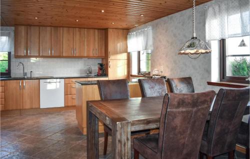 Klagstorp House | Amazing Home In Klagstorp With Wifi