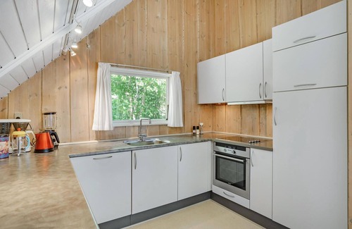 Knebel House | Amazing home in Knebel with WiFi