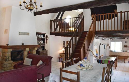 La Dornac House | Amazing Home In Ladornac With Kitchen