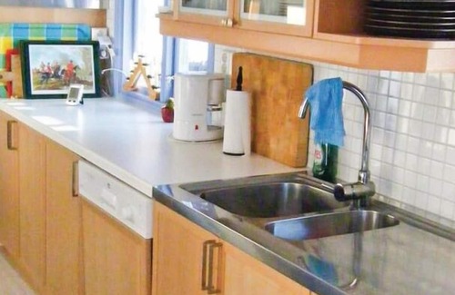 Lidhult House | Amazing home in Lidhult with WiFi