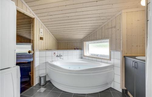 Rodby House | Amazing Home In Rødby With Sauna