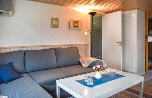 Ronneby House | Amazing Home In Ronneby With Wifi
