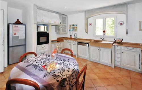Salernes House | Amazing Home In Salernes With Wifi
