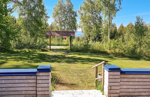 Lidkoping Municipality House | Amazing home in Söne with WiFi
