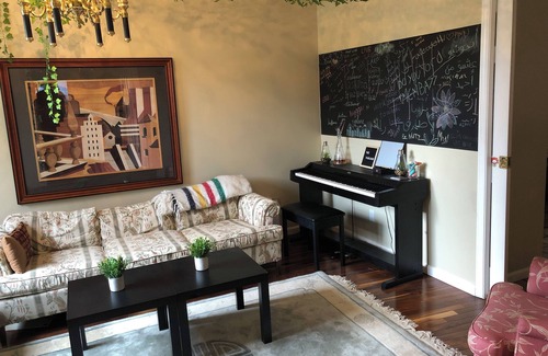 Southwest Calgary House | Amazing home in south calgary