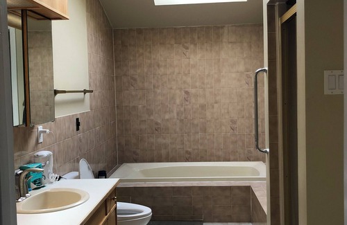 Southwest Calgary House | Amazing home in south calgary