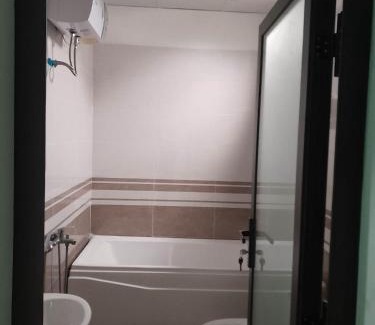 Dong Hoi House | Amazing Hotel, Trương Pháp, Quang Phú, Đồng Hới