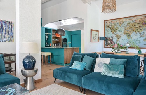 Cassis Villa | amazing house with a panoramic view in front of the sea and the cap canaille