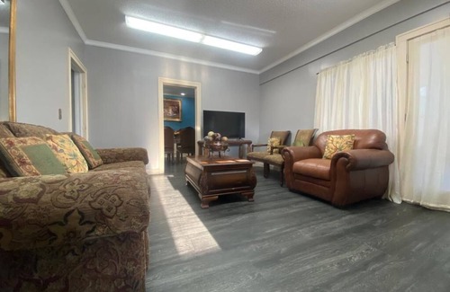 Willmar House | AMAZING & HUGE 3 BEDROOMS-SAVE COST