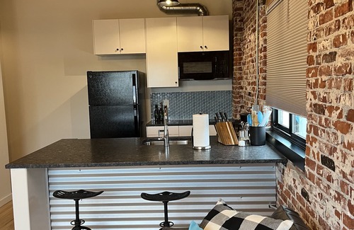 Redmond Apartment | Amazing Industrial Loft Apartment in Downtown Redmond