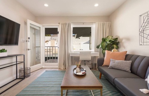 Ladera Heights Apartment | Amazing Ladera Resort - Executive Suite