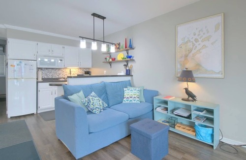 Bayfield Condo | Amazing Lake Superior Views & Easy Walking Access to All Bayfield Has to Offer