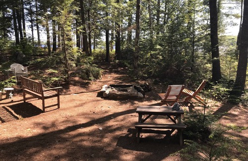 Franklin Cabin | Amazing lakefront house on 12+ acre private peninsula on quiet lake