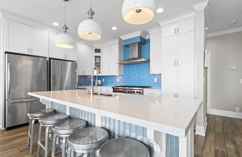 Ocean Isle Beach House | Amazing location! Oceanfront 12bdrm tiki bar pool