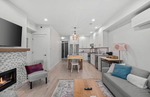 Black Creek Condo | Amazing luxury beachfront getaway at Saratoga Beach
