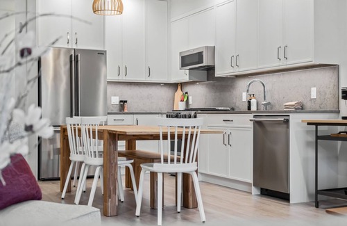 Black Creek Condo | Amazing luxury beachfront getaway at Saratoga Beach