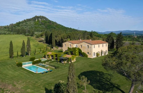 Gavorrano Villa | Amazing Luxury Villa at 15 minutes from the seaside