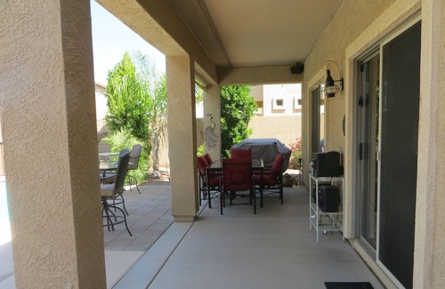 Surprise Farms House | Amazing Mountain & Park views, Balcony, Spring Baseball. Pool/H Tub heat extra