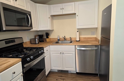 Intervale Apartment | Amazing mountain views in scenic Intervale
