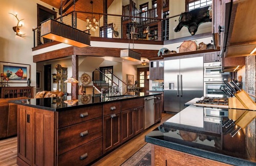 Angel Fire House | Amazing new, 3-level home. Great views of elk herd and sunsets.