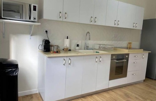 Haifa Apartment | Amazing New Boutique Apartment with Balcony @ Carmel Center by Casa Carmel