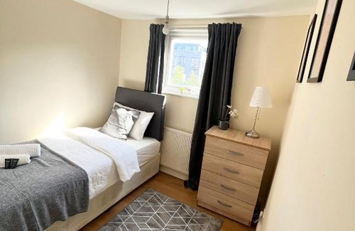 Kensal Green House | Amazing New House in London