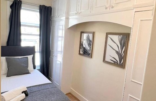 Kensal Green House | Amazing New House in London