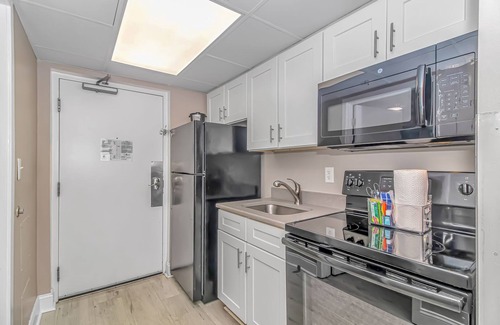 Myrtle Beach Condo | Amazing OCEAN FRONT Views! Newly Renovated! Walking Distance to All Myrtle.
