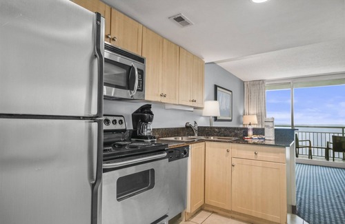 Downtown Myrtle Beach Condo | Amazing Oceanview Condo on the 17th Fl- 2 Balconies